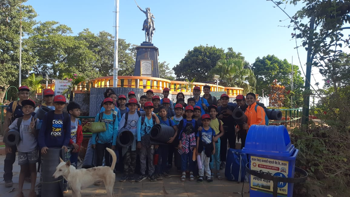 JARA HATKE KIDS CAMP