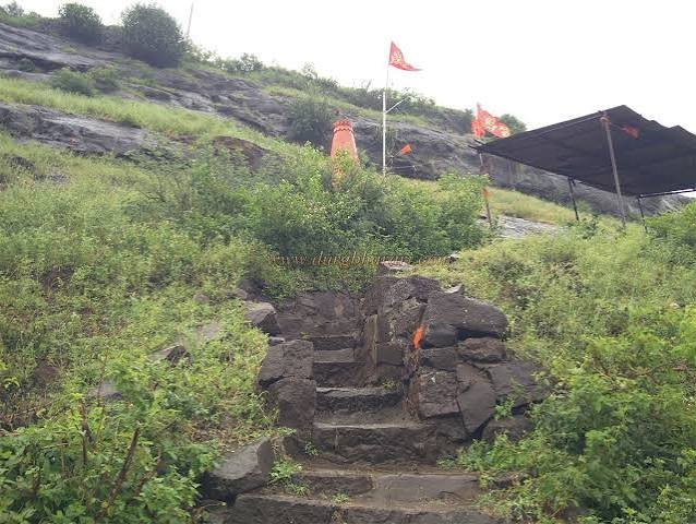 दुर्गमोहिम - किल्ले माणिकगुंज, राजदेहेर, कण्हेरा, पितळखोरे ,पेडका - Image 6
